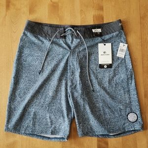 Rip Curl Mirage board shorts size 30 NWT
